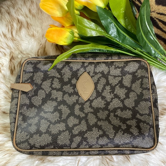 Yves Saint Laurent Giraffe print clutch pouch toiletry bag - Picture 1 of 10